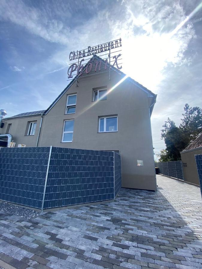 Phoenix Apartments - Monteurwohnung Mit Riesiger Parkflaeche Билефельд Экстерьер фото